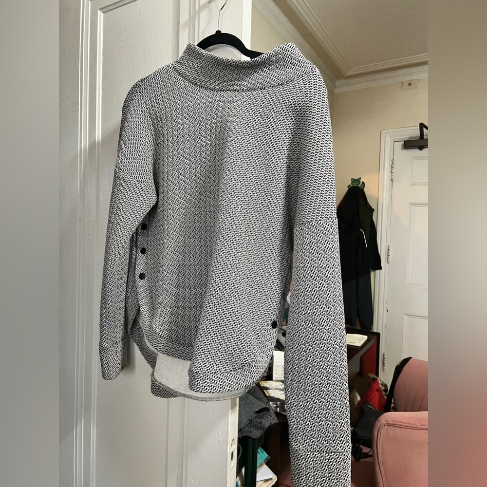 Size S Athleta sweater with button up sides